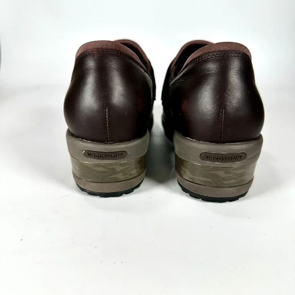 Merrell Women's Valetta PRO Moc Slip resistant on work shoes - Picture 6 of 13